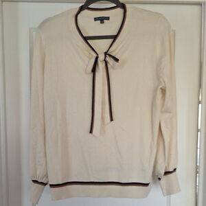 Adrianna Papell Cream V-Neck Tie-Neck Sweatet, XL